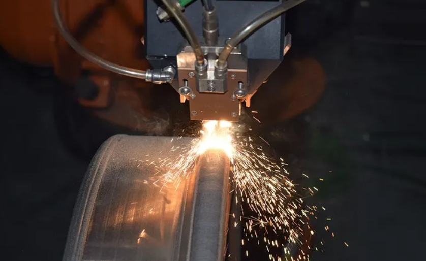 激光熔覆與熱噴涂有什么區(qū)別？